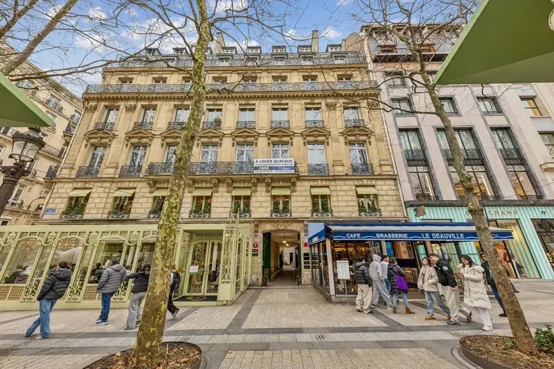 75 Avenue Des Champs Elysées, Paris à louer - Photo du bâtiment - Image 3 de 5