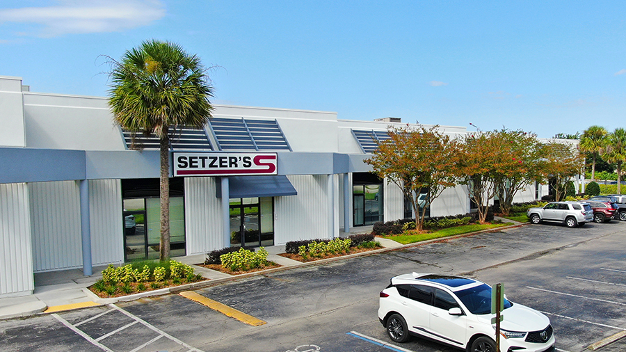 7658 Philips Hwy, Jacksonville, FL for lease - Building Photo - Image 2 of 9