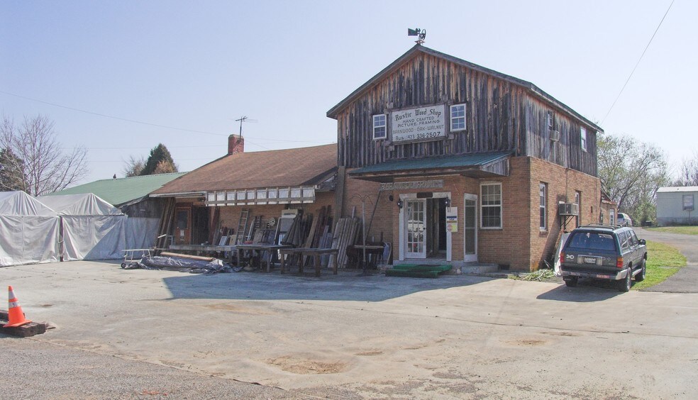 8390 NE Hiwassee St, Charleston, TN à vendre - Photo principale - Image 1 de 3