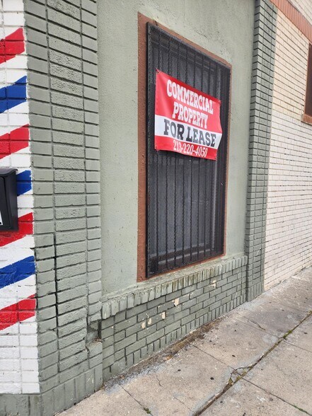 2822 W Slauson Ave, Los Angeles, CA à louer - Photo du bâtiment - Image 2 de 8