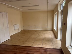 406 Aston Ln, Birmingham à louer Photo intérieure- Image 2 de 5