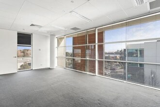 574 Plummer St, Port Melbourne for lease Interior Photo- Image 2 of 4