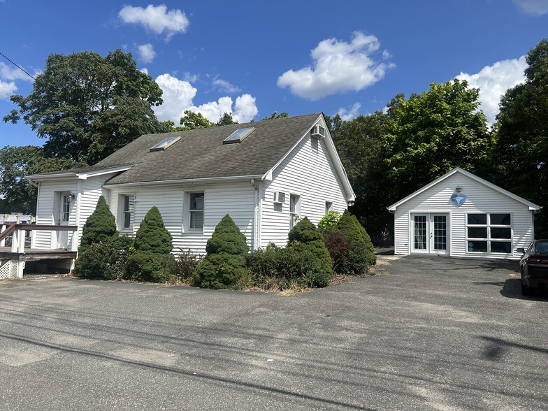 3655 Route 112, Coram, NY for sale - Building Photo - Image 1 of 5