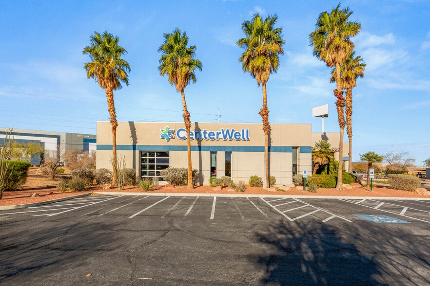 2601 N Tenaya Way, Las Vegas, NV for sale - Primary Photo - Image 1 of 63