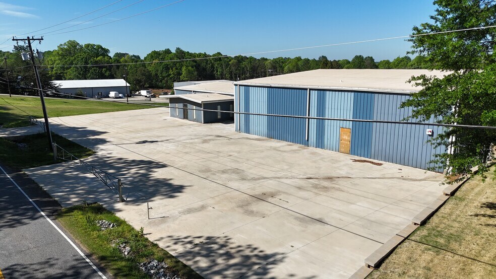 727 Bryant Rd, Spartanburg, SC à vendre - Photo du bâtiment - Image 2 de 4