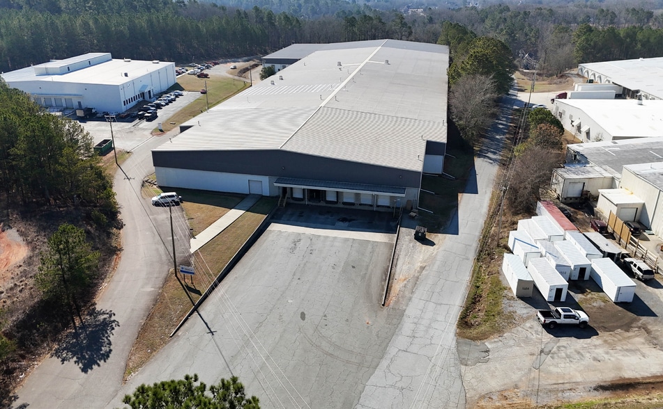 220 River Dr, Cartersville, GA for lease - Building Photo - Image 1 of 14