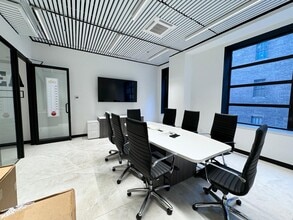240 W 40th St, New York, NY for lease Interior Photo- Image 2 of 8