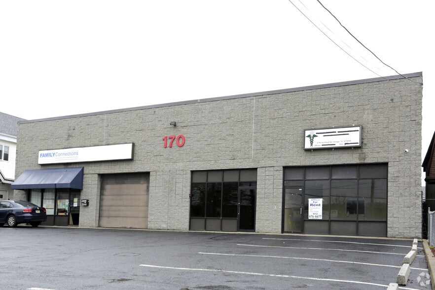 170 Scotland Rd, Orange, NJ à louer - Photo principale - Image 1 de 11