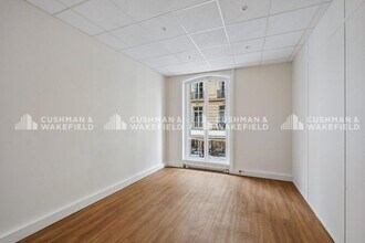 16 Rue Dupont Des Loges, Paris for lease Interior Photo- Image 2 of 11