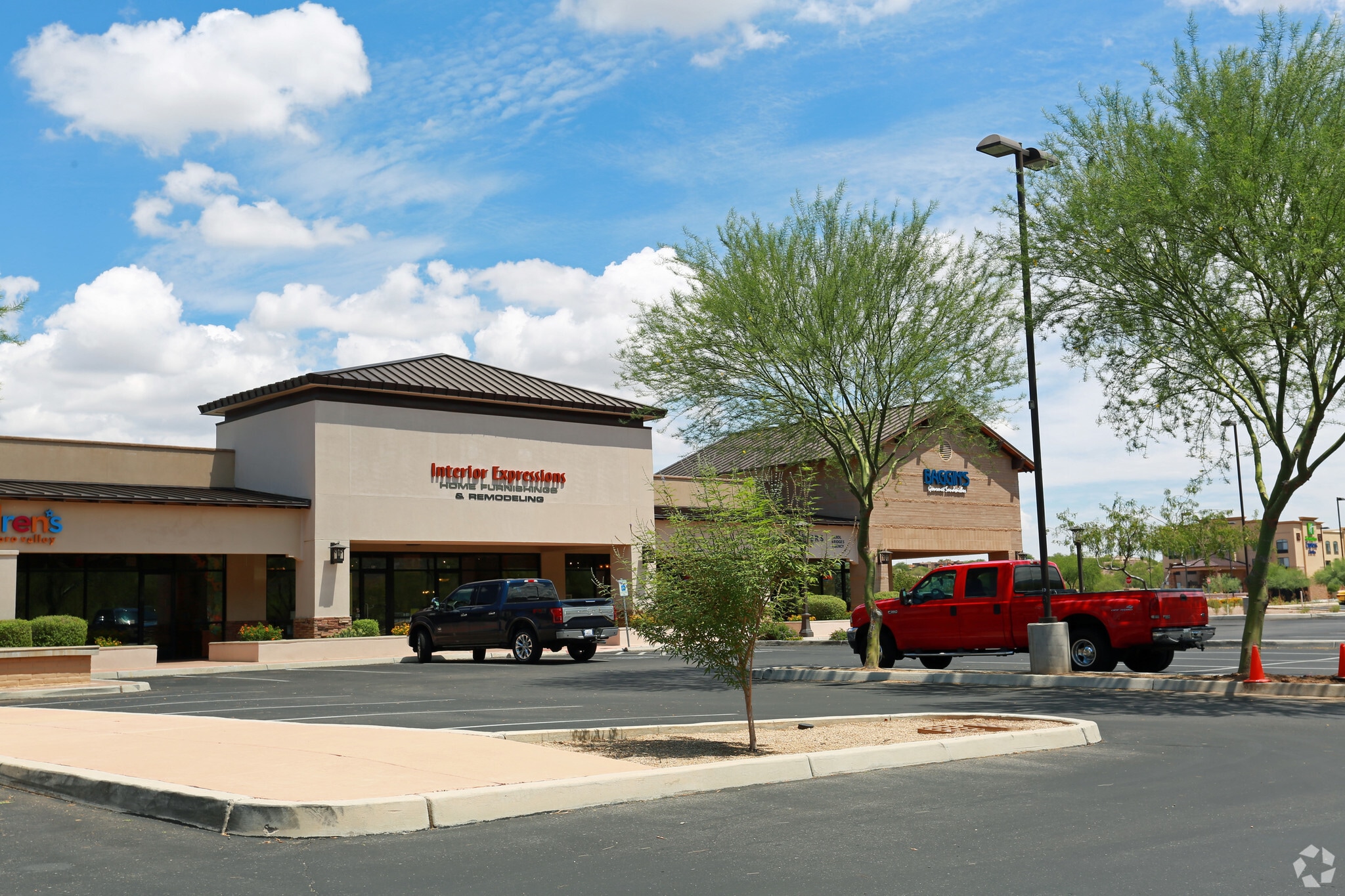 11015 N Oracle Rd, Oro Valley, AZ for lease Primary Photo- Image 1 of 10