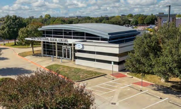 200 N Red Bud Ln, Round Rock, TX à louer - Photo du bâtiment - Image 3 de 8