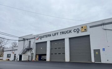 560 Stelton Rd, Piscataway, NJ for lease Building Photo- Image 1 of 4