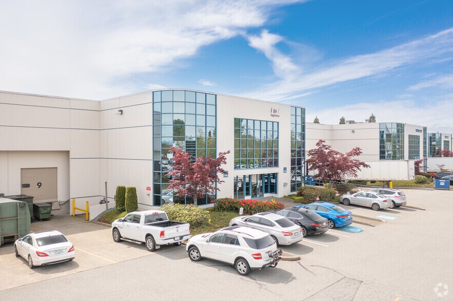 1418-1466 Cliveden Av, Delta, BC à louer - Photo du bâtiment - Image 3 de 7