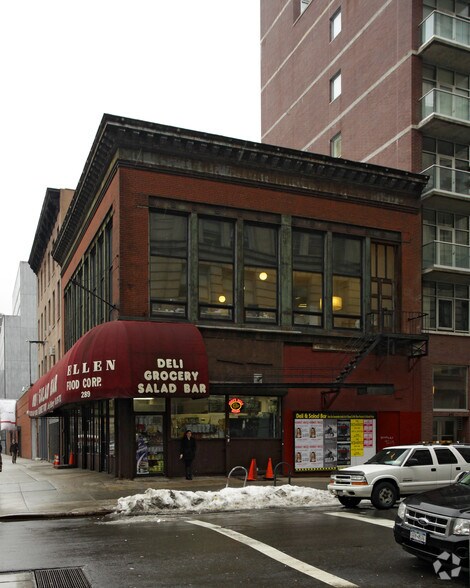 289-291 Hudson St, New York, NY à louer - Photo du bâtiment - Image 3 de 3