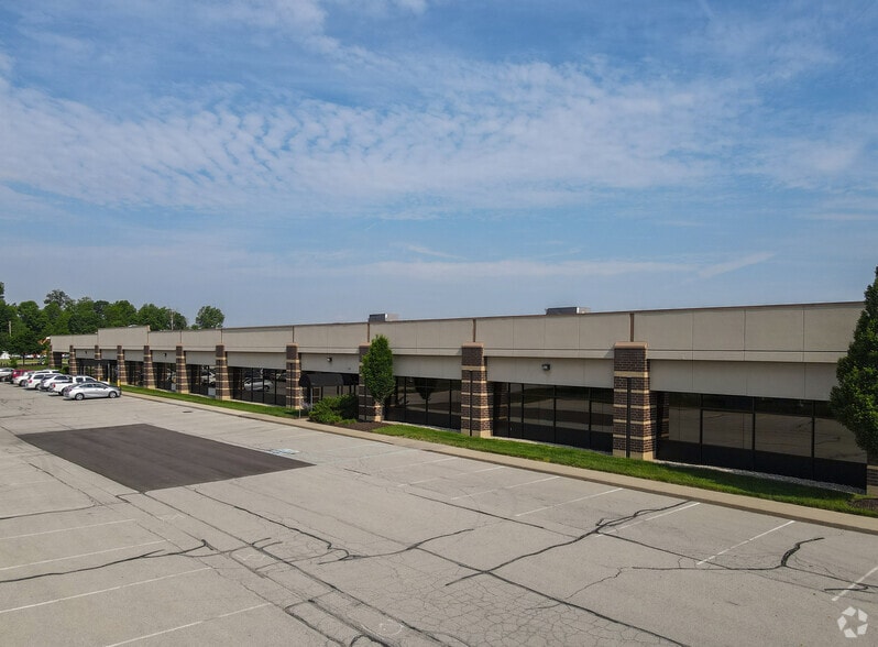 801 Congressional Blvd, Carmel, IN for lease - Primary Photo - Image 1 of 7