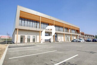 Plus de détails pour 12-14 Rue De Lamirault, Collégien - Bureau, Local d'activités à louer