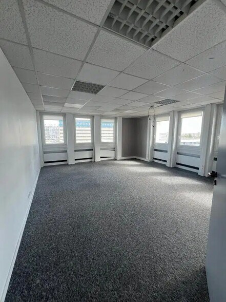 1 Voie Felix Eboué 94 000 Creteil, Créteil à vendre - Photo du bâtiment - Image 3 de 22