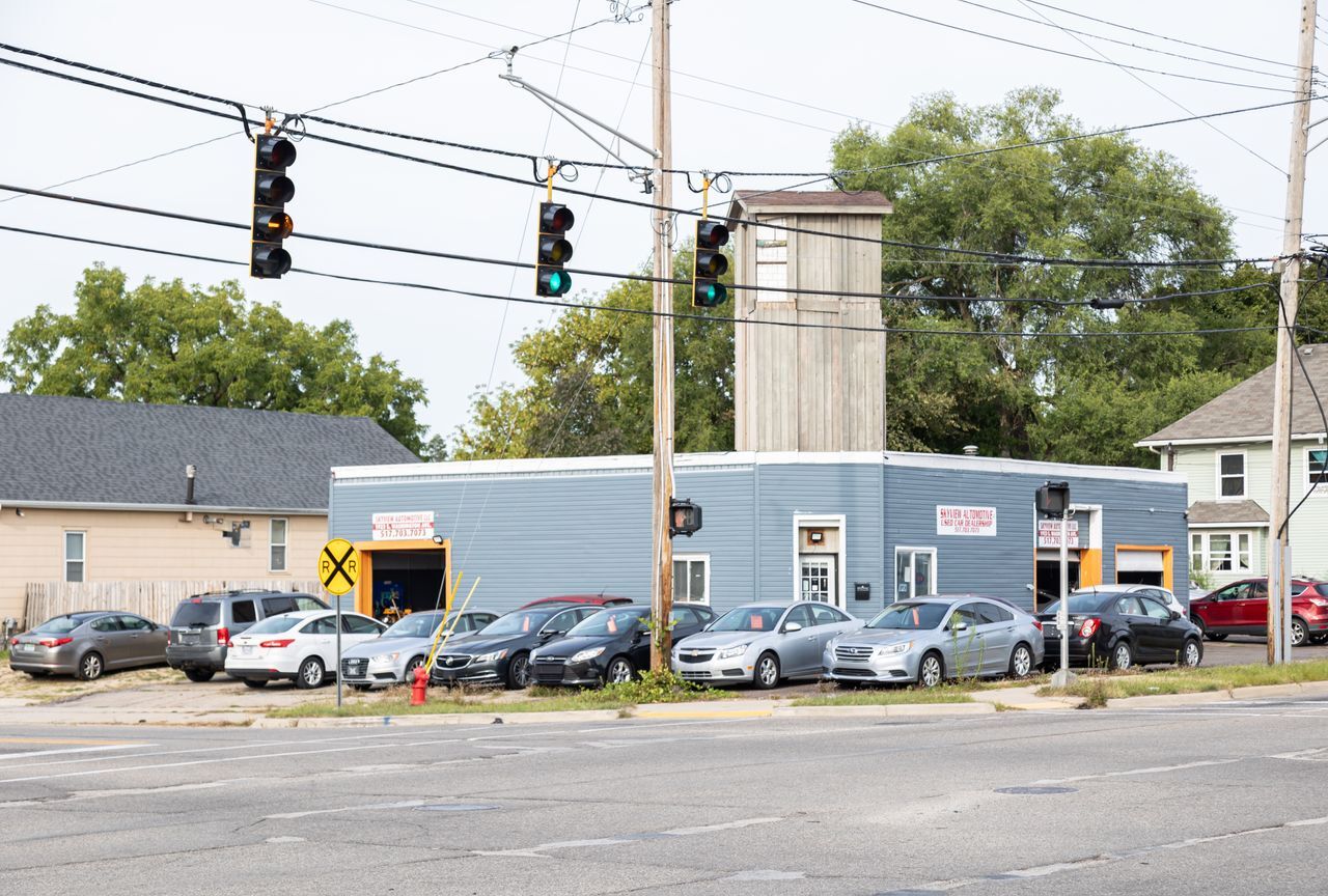 1923 S Washington Ave, Lansing, MI for sale Building Photo- Image 1 of 24