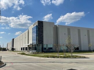 More details for 8550 Fallbrook Dr, Houston, TX - Industrial for Lease
