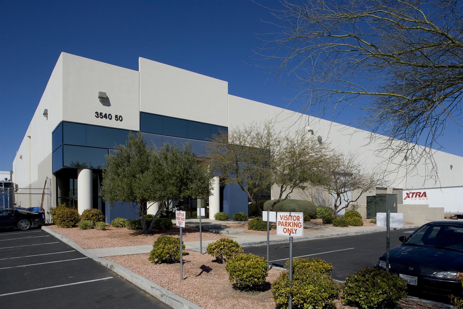 3540-3550 Birtcher Dr, Las Vegas, NV à louer Photo principale- Image 1 de 7