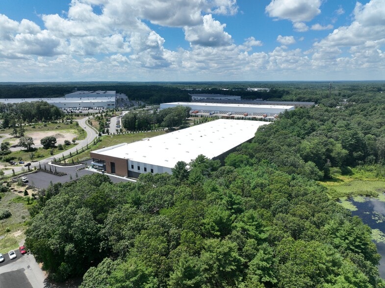 55 Dever Dr, Taunton, MA for lease - Building Photo - Image 3 of 7