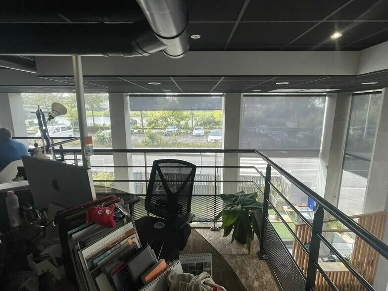 Bureau dans Nantes à vendre - Photo du bâtiment - Image 2 de 12
