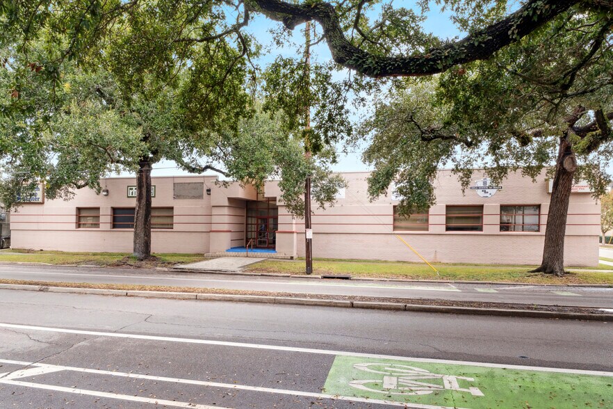 3909 Bienville St, New Orleans, LA à louer - Photo du bâtiment - Image 2 de 6