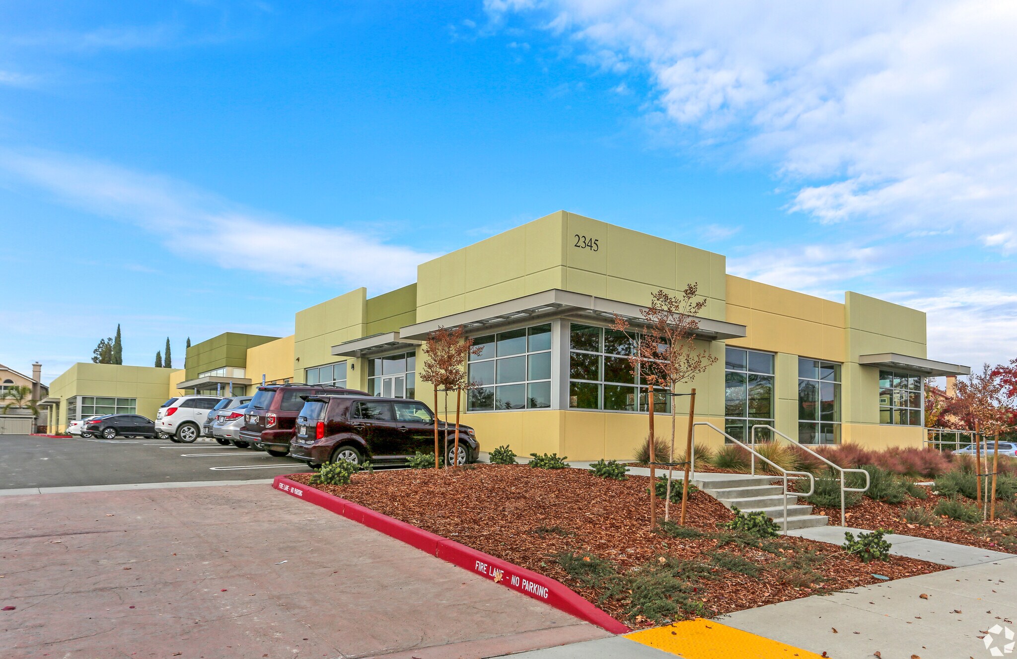 2345 Country Hills Dr, Antioch, CA for lease Primary Photo- Image 1 of 5