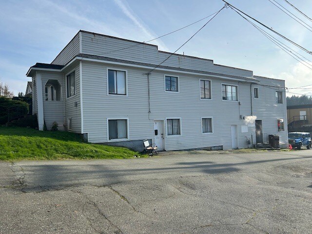 4926 Redford St, Port Alberni, BC à vendre Photo principale- Image 1 de 2