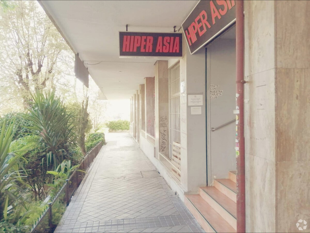 Madrid, MAD 28030 - Unit Puerta 1B - - Interior Photo - Image 1 of 4