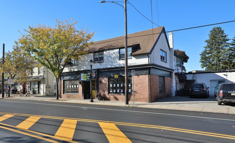 1511 Bethlehem Pike, Flourtown, PA à vendre - Photo du bâtiment - Image 1 de 21