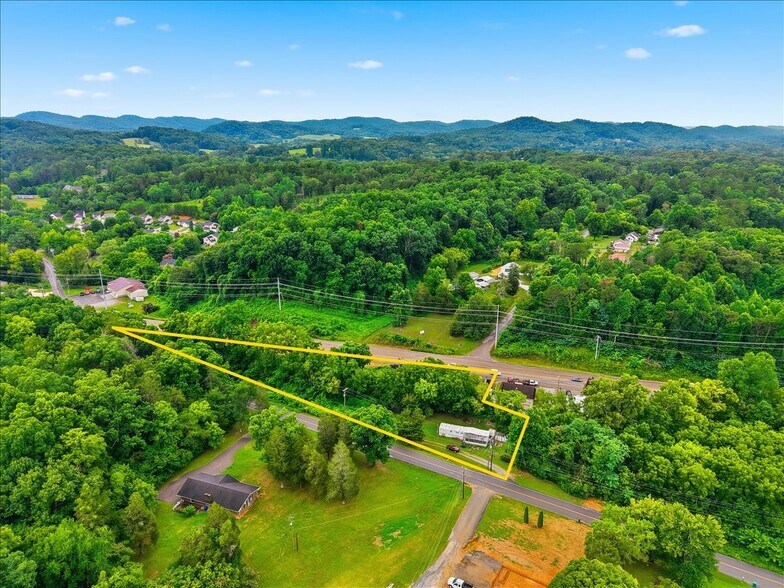 7900 Chapman Hwy, Knoxville, TN à vendre - Photo du bâtiment - Image 2 de 8