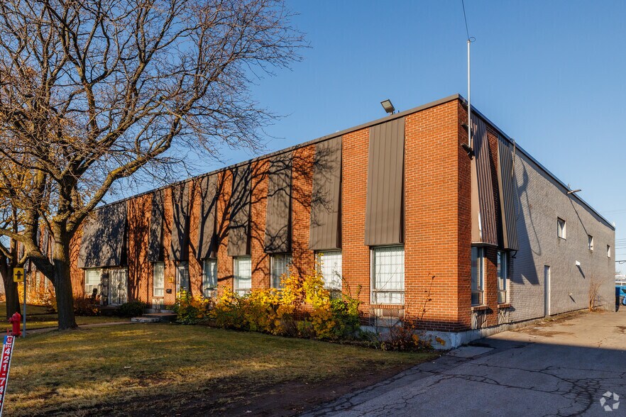 159-163 Av Oneida, Pointe-claire, QC à vendre - Photo principale - Image 1 de 1