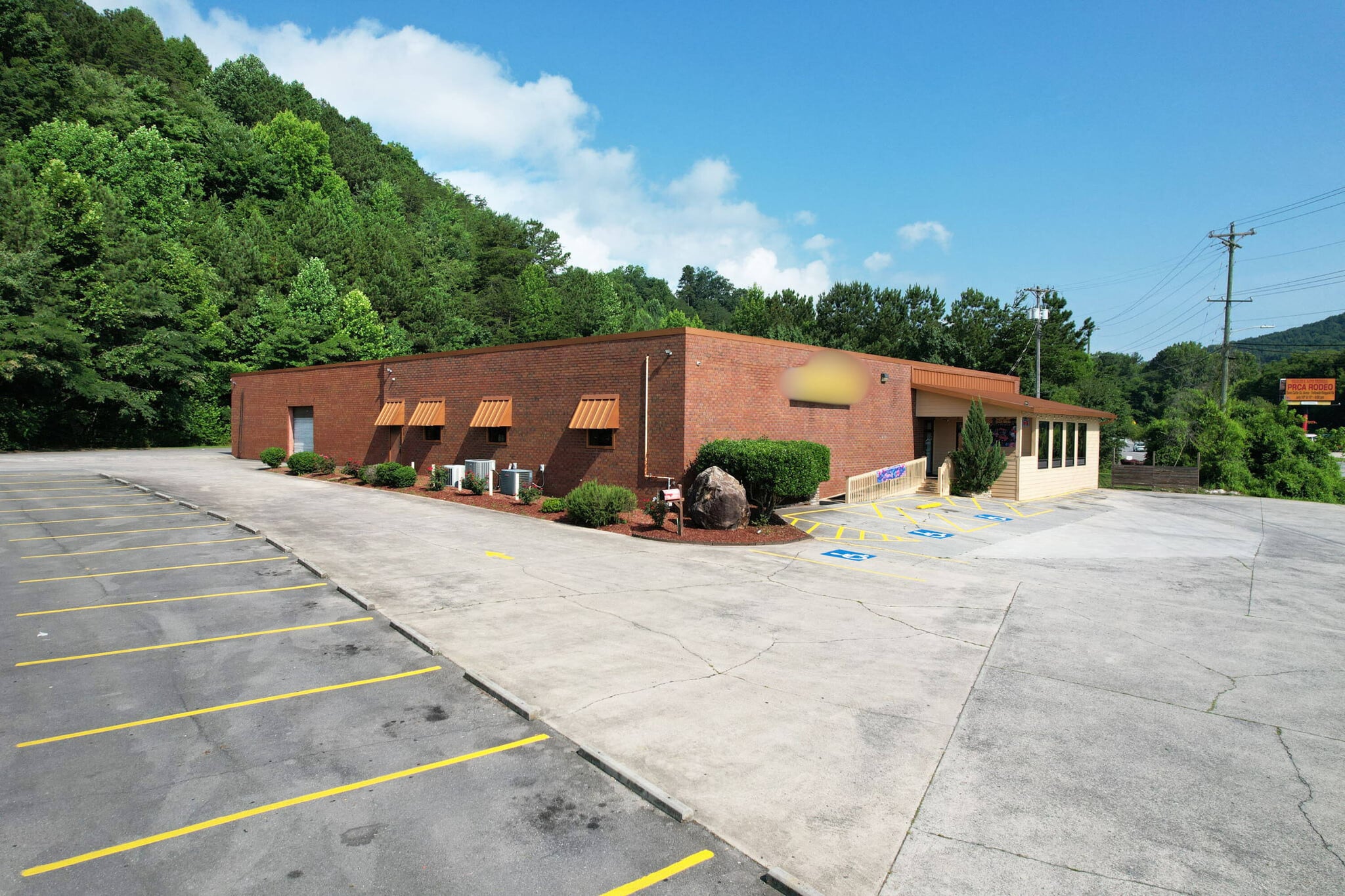 2311 Chattanooga Rd, Dalton, GA for sale Primary Photo- Image 1 of 52