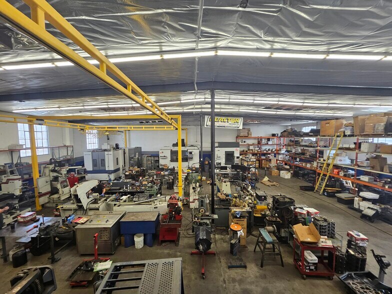 1320 S Santa Fe Ave, Compton, CA à vendre - Photo du bâtiment - Image 2 de 11