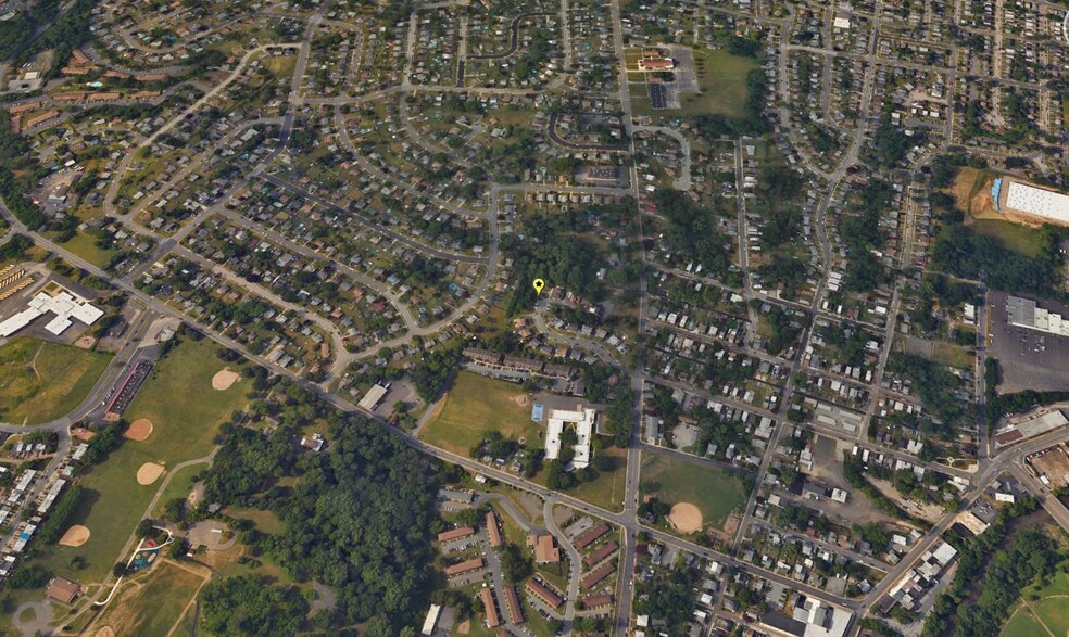 900 Main St, Brookhaven, PA à vendre - Photo du bâtiment - Image 2 de 13