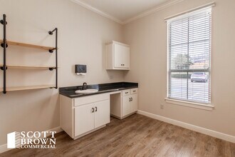 1420 Robinson Rd, Corinth, TX for lease Interior Photo- Image 2 of 8