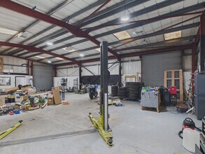 Old Rhosrobin, Wrexham for lease Interior Photo- Image 2 of 3