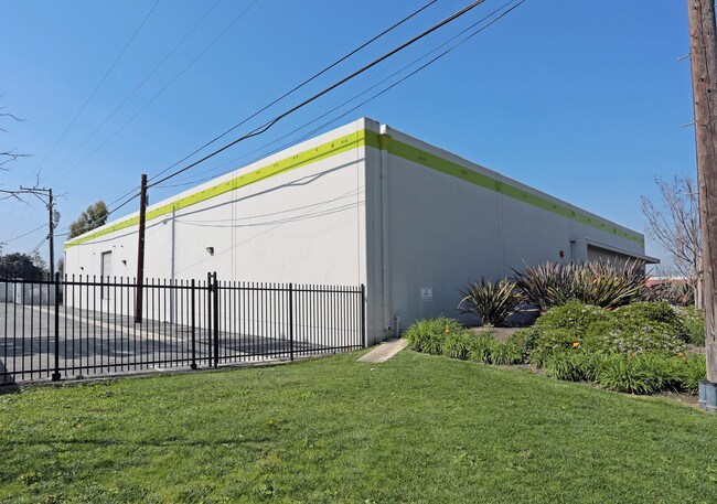 More details for 1202 McGaw Ave, Irvine, CA - Industrial for Lease