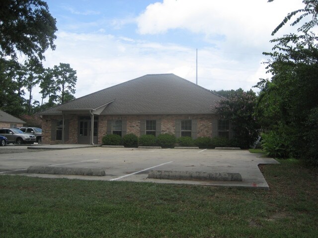 6555 Perkins Rd, Baton Rouge, LA à louer - Photo du bâtiment - Image 2 de 4