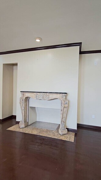 3403 N Beach St, Fort Worth, TX à louer - Vidéo sur l’inscription commerciale - Image 1 de 52