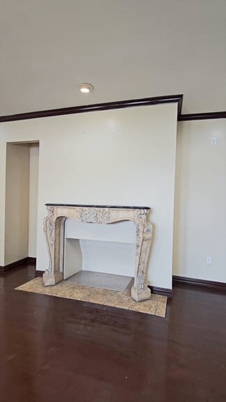 Plus de détails pour 3403 N Beach St, Fort Worth, TX - Bureau/Médical à louer