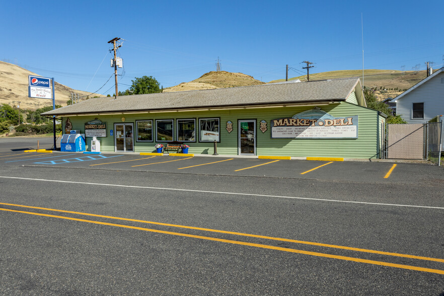 104 First St, Rufus, OR for sale - Primary Photo - Image 1 of 1