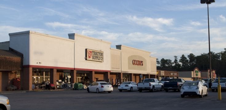 12112-12130 Old 63 S, Lucedale, MS for lease - Primary Photo - Image 1 of 27