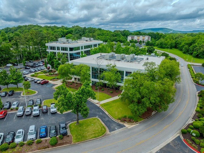 500 S Boulevard SW, Huntsville, AL à louer - Photo du bâtiment - Image 2 de 4