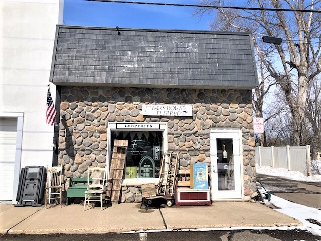 5260 Highway 12, Maple Plain, MN for lease Primary Photo- Image 1 of 3