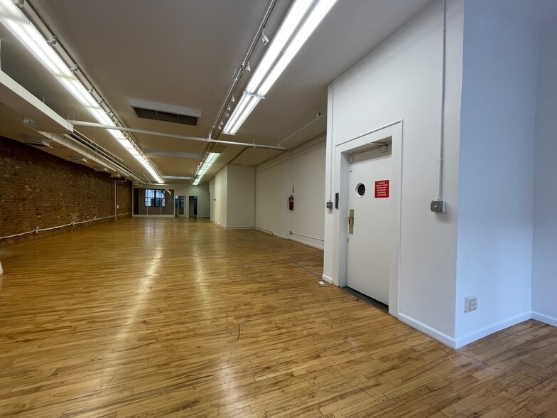 149 W 27th St, New York, NY for lease - Interior Photo - Image 3 of 18