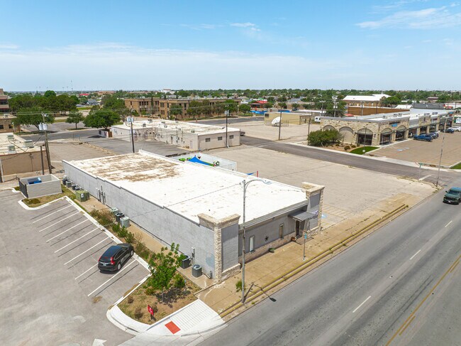 Plus de détails pour 815 N Grant St, Odessa, TX - Commerce de détail à vendre