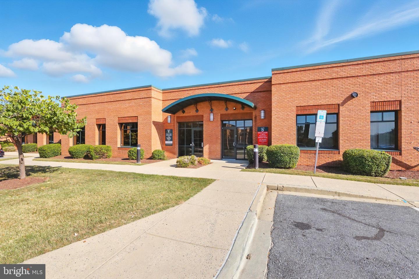 75 Thomas Johnson Dr, Frederick, MD à louer Photo du bâtiment- Image 1 de 4