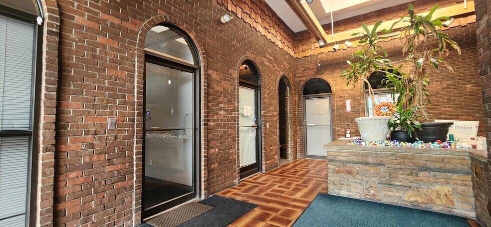 464 Bremen St, East Boston, MA à louer - Hall d’entrée - Image 3 de 16